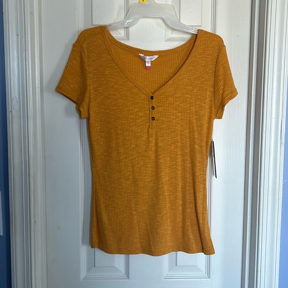 Pumpkin 🎃 color short sleeve NOBO top size large